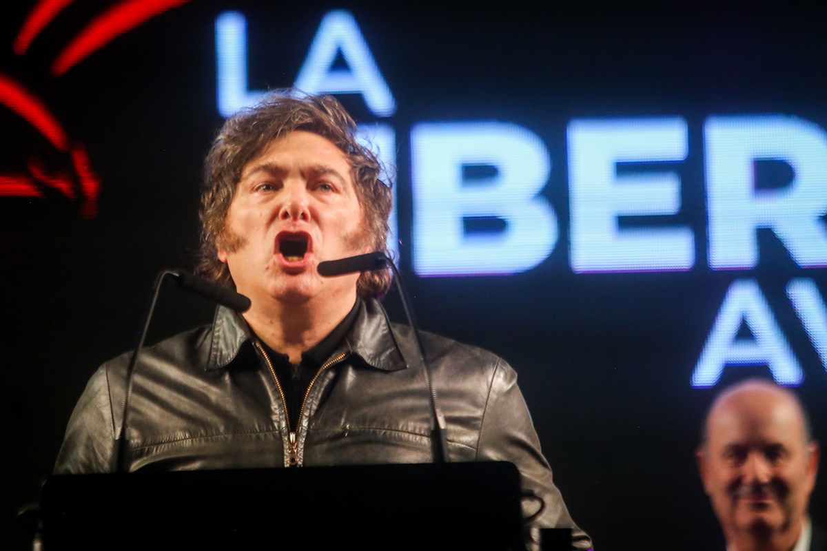 La inflación y la salida de divisas, preocupaciones del relato libertario