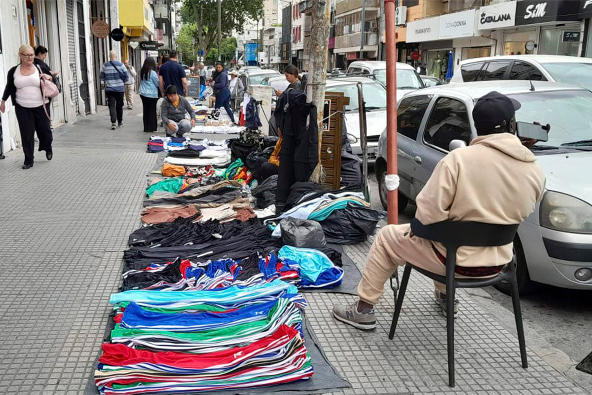 Ser migrante en la Argentina libertaria: el fin de un derecho humano inalienable