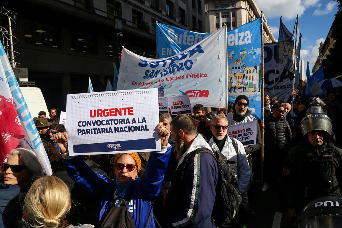 Ética, vida comunitaria y economía