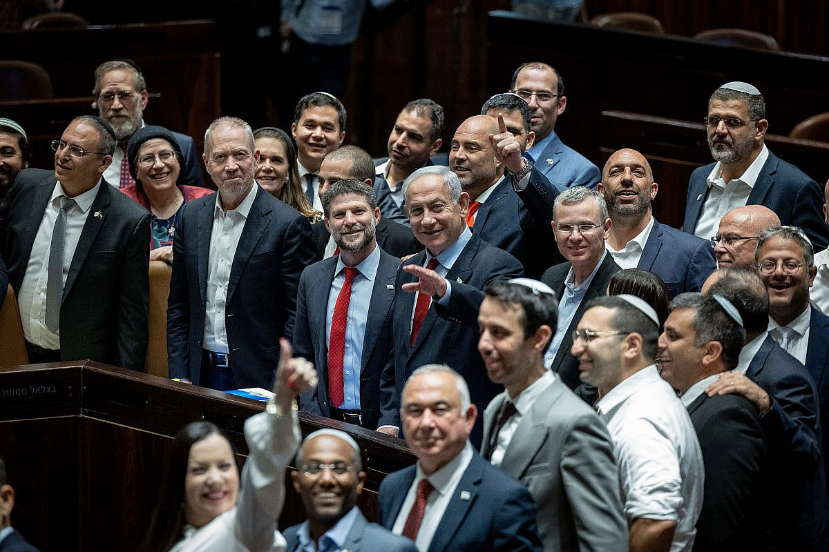 Se demora un alto el fuego en Gaza y Trump le pone fichas a uno en Ucrania