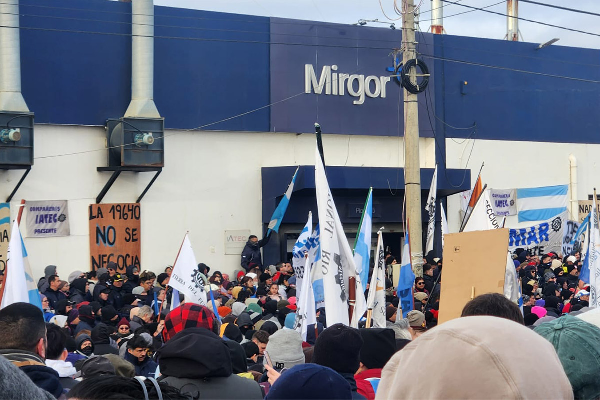 Tierra del Fuego: se abre una tregua pero la desconfianza abunda entre los metalúrgicos