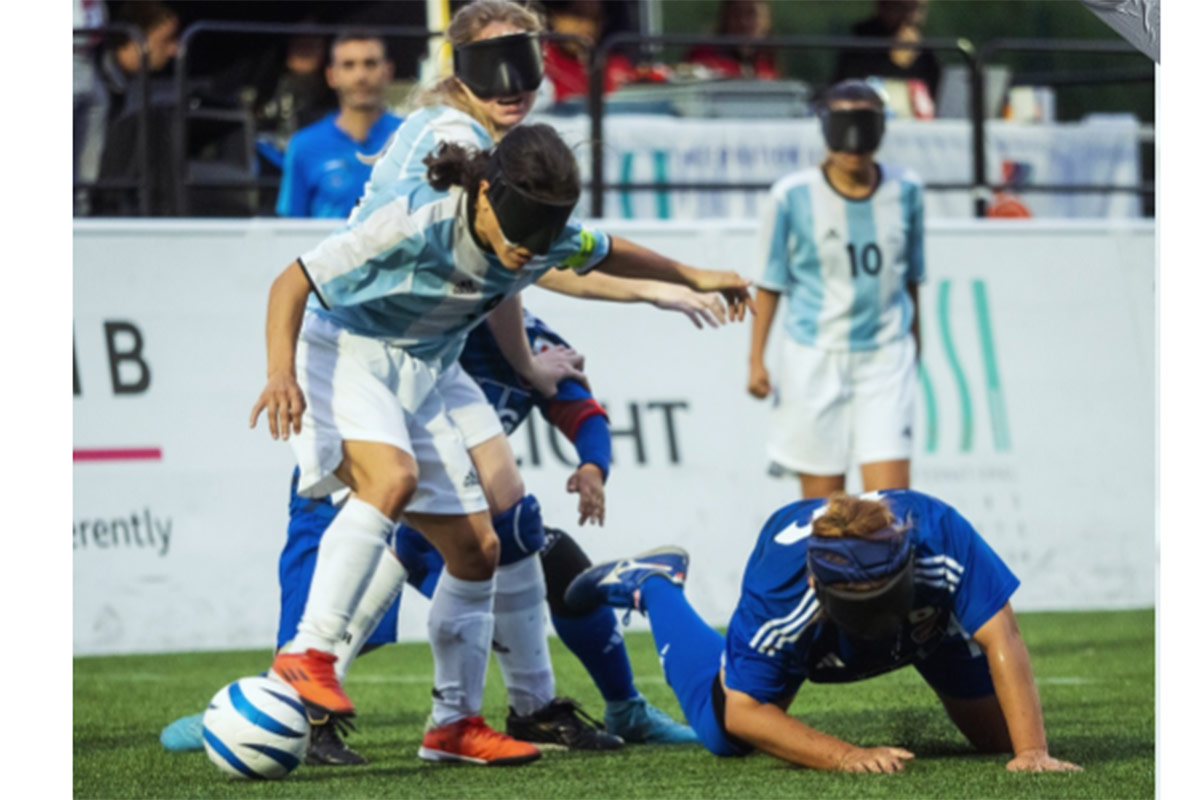 Debut triunfal de Los Murciélagos y Las Murciélagas en Japón