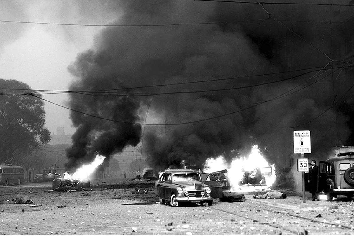 Las bombas de ayer, el fallo de hoy y un destino común: la proscripción del peronismo