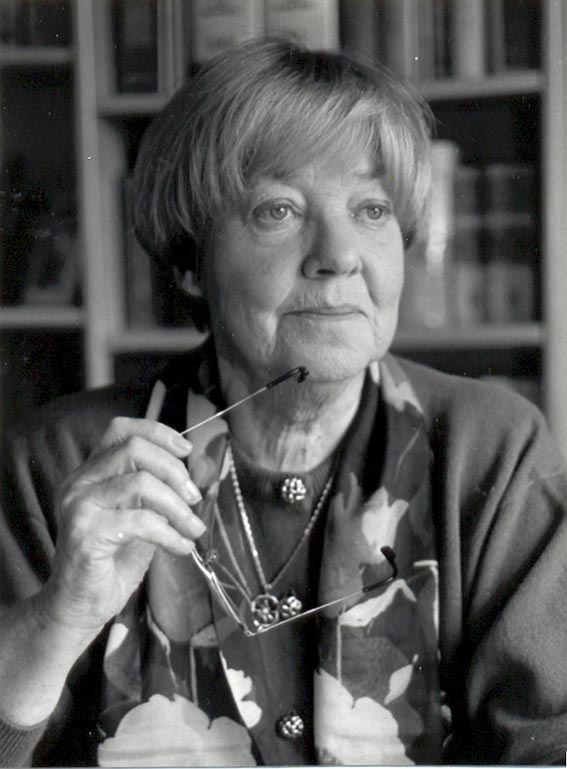 Las Jornadas Académicas María Elena Walsh mostrarán las múltiples facetas de su figura