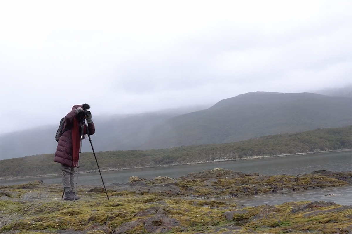 Constanza Niscovolos dirige “Yo y la que fui”, un retrato sobre Adriana Lestido, su amiga y fundamental fotógrafa argentina 2 Constanza Niscovolos dirige “Yo y la que fui”, un retrato sobre Adriana Lestido, su amiga y fundamental fotógrafa argentina