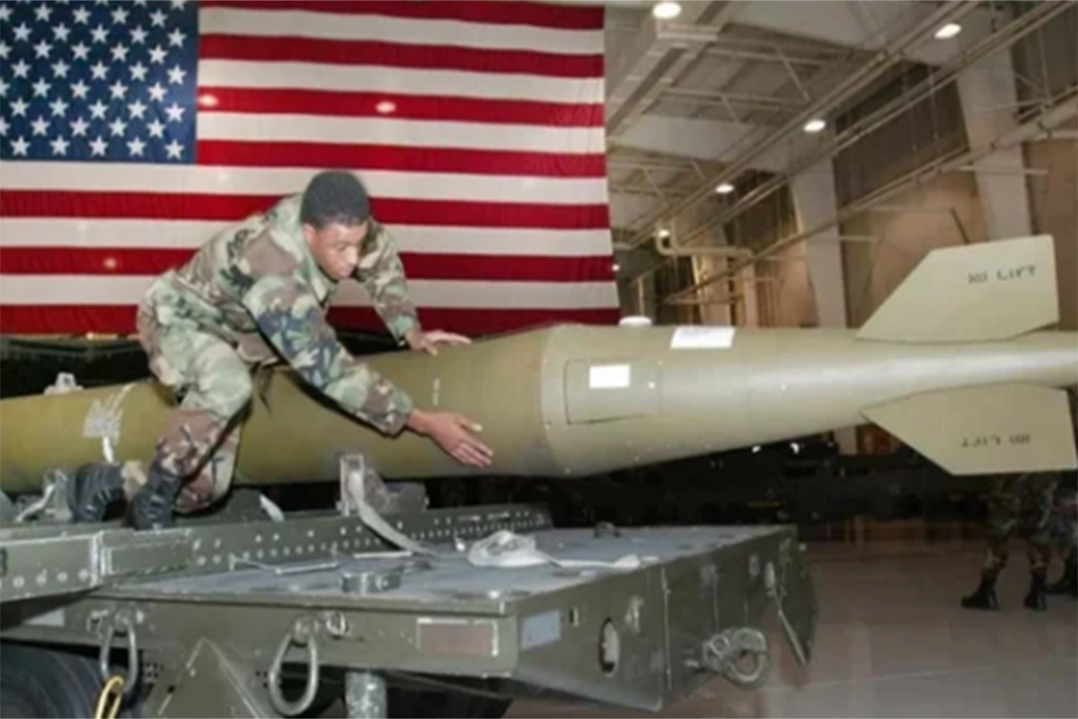 El gobierno argentino se apuró en alinearse con las decisiones belicistas de Trump