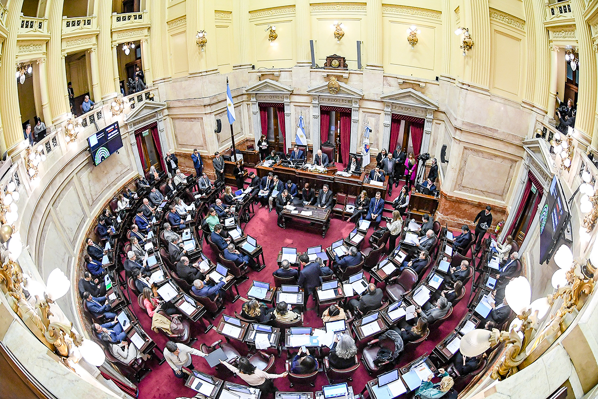 Después de los antivacunas, la cienciología ahora también llega al Congreso de la Nación, con un homenaje a su fundador