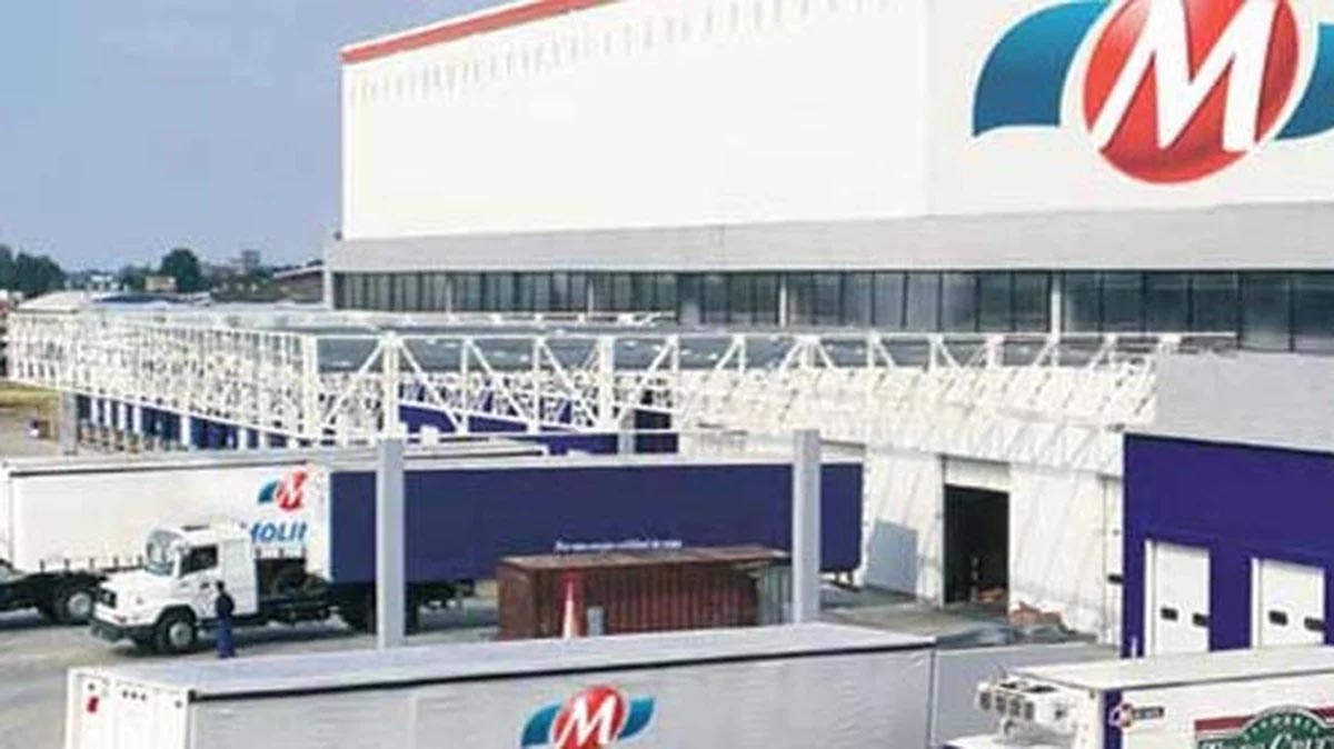 Despidos en Molinos y cierre de una química en Zárate