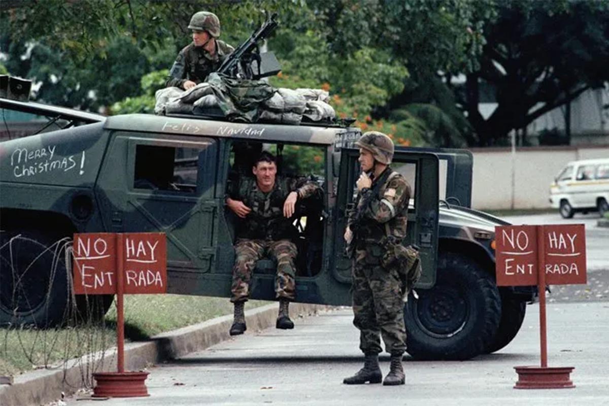 Panamá entrega a sus familiares los restos de víctimas de la invasión de EEUU de 1989