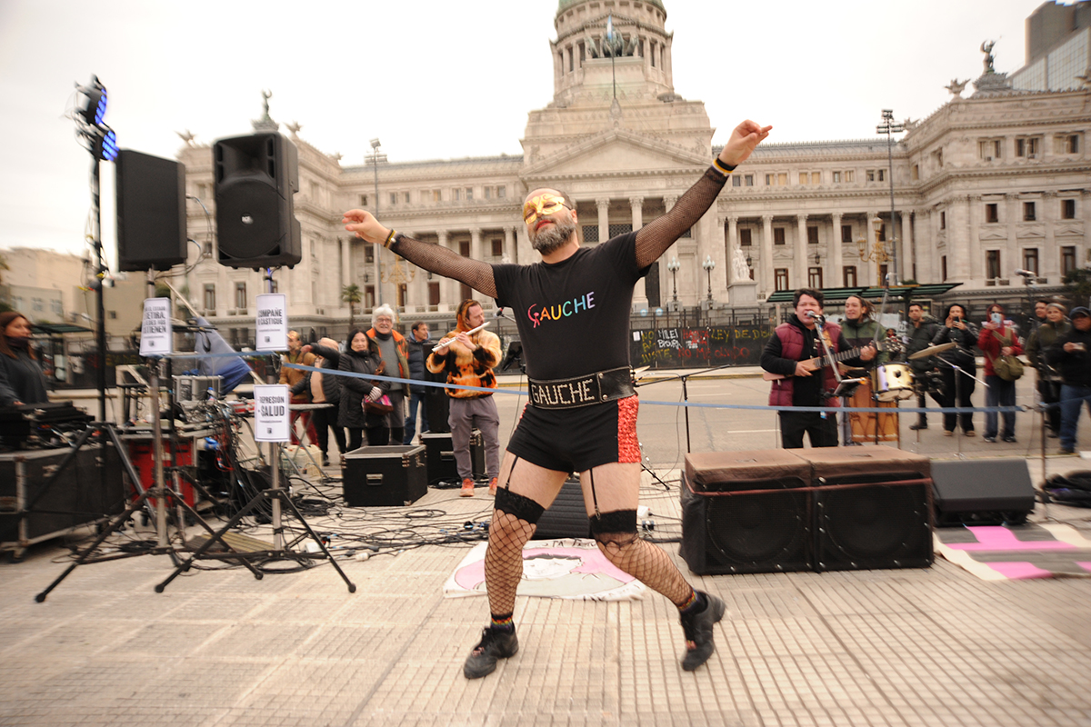 ¡Resistencia trava! postales del 28J