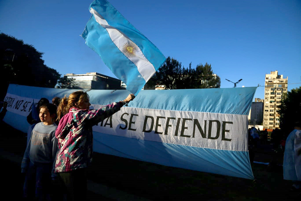 Cristina Kirchner: «No vengan a mi casa, que están todos estos cabezas de tortugas»