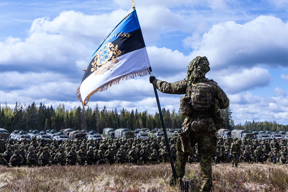 Bajo el telón báltico: Estonia, la defensa y el intrincado juego de poderes globales