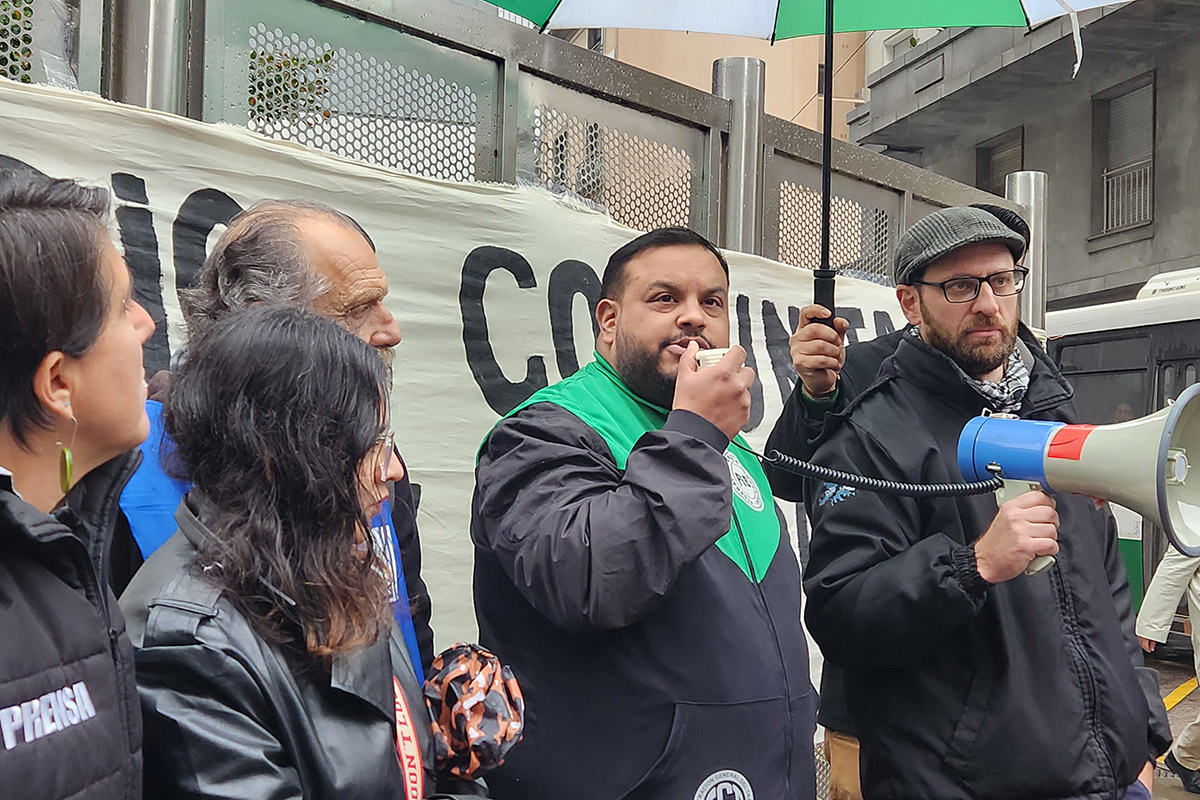“¿La nuestra dónde está?”: medios cooperativos y comunitarios exigieron que Enacom libere los fondos adjudicados 2 “¿La nuestra dónde está?”: medios cooperativos y comunitarios exigieron que Enacom libere los fondos adjudicados