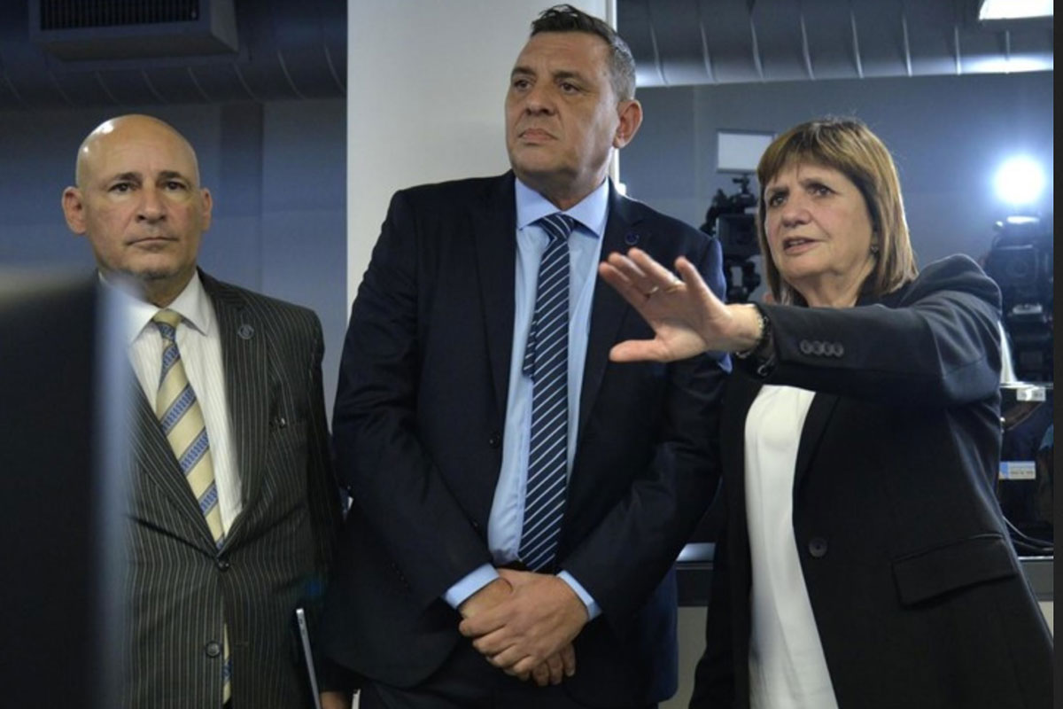 Bullrich celebró una supuesta desestimación de la denuncia contra los 24 policías bonaerenses y la justicia la desmintió