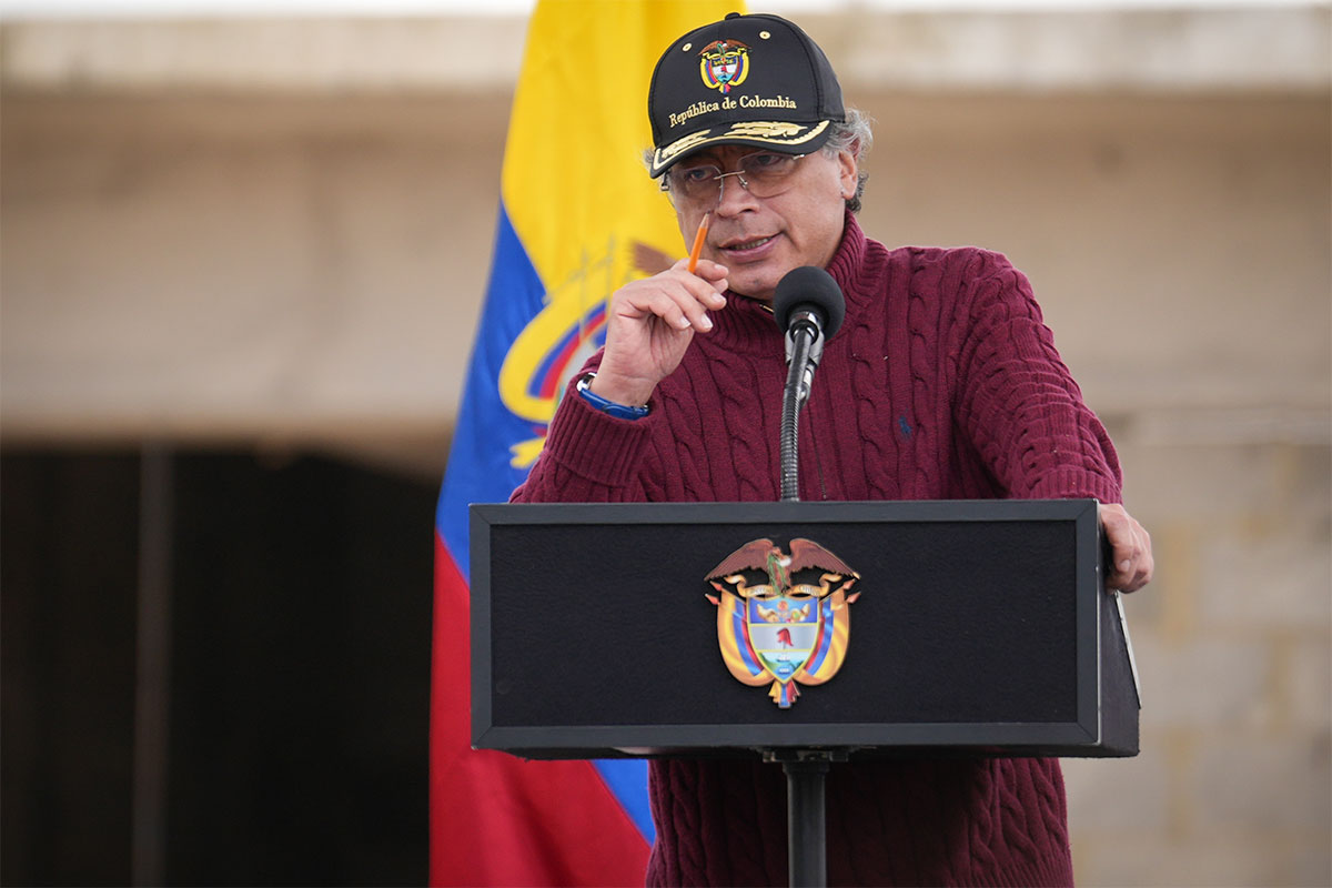 La cintura política de Petro y la sombra de un golpe en Colombia