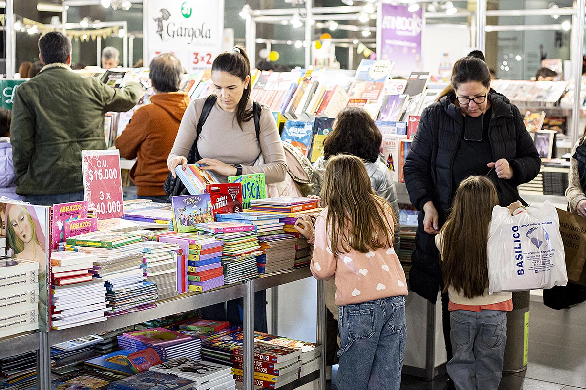 La 33ª Feria del Libro Infantil y Juvenil palpita su despedida