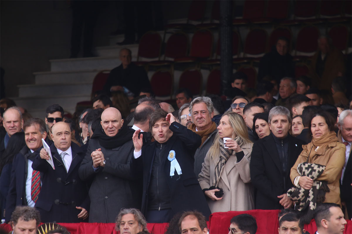 Las penas son de nosotros: Milei y La Rural tiran manteca al techo