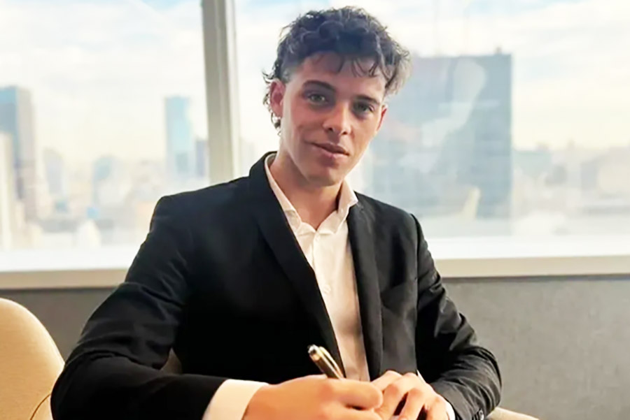 Nutricionistas cuestionan al influencer Santiago Maratea porque promociona un «fabuloso» té que adelgaza