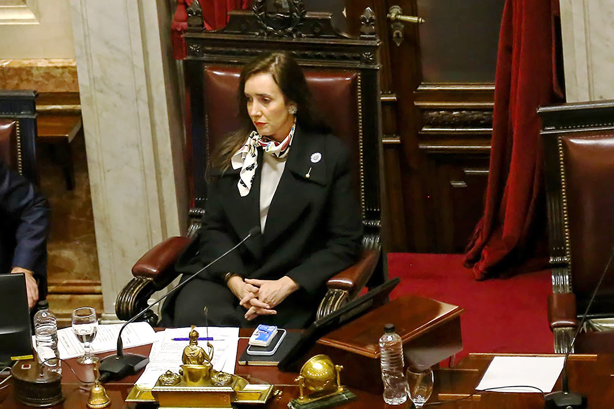 El gobierno de Milei está contra las cuerdas y el peronismo refuerza su rol opositor