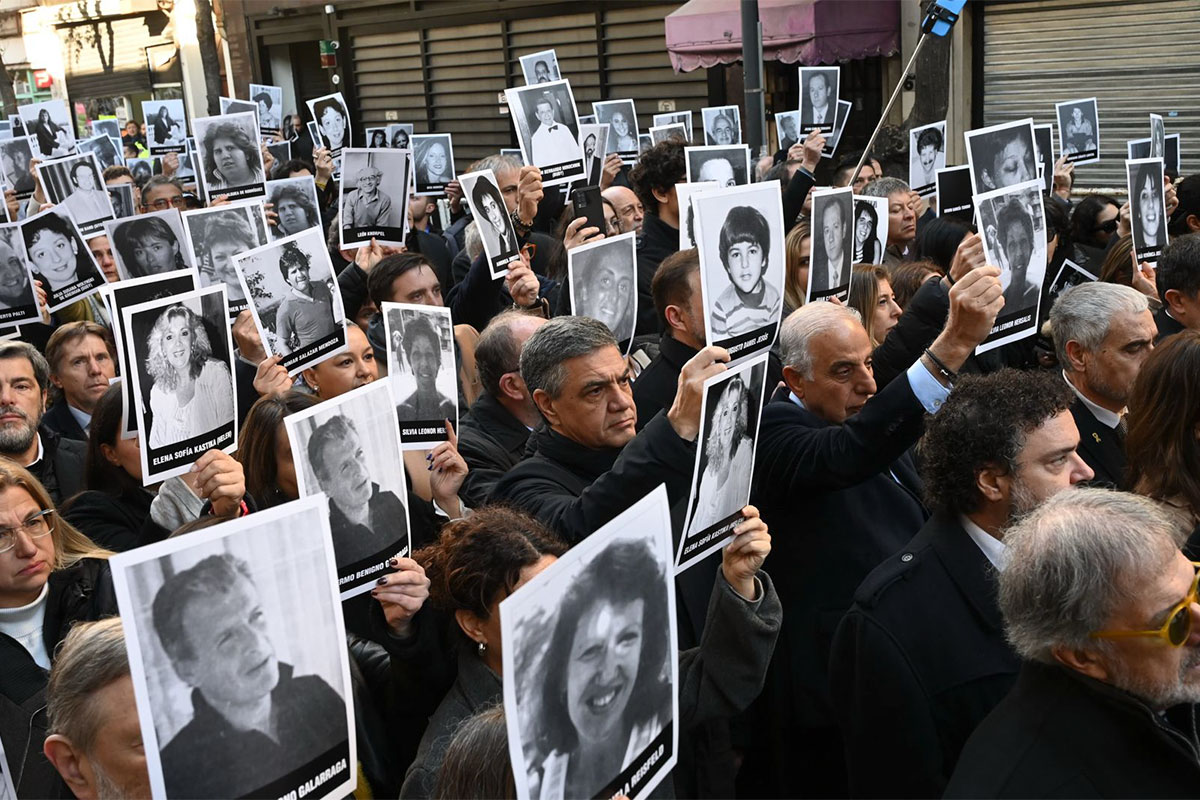 Los mensajes y las presencias en la AMIA durante el homenaje a 31 años del atentado 2 Los mensajes y las presencias en la AMIA durante el homenaje a 31 años del atentado