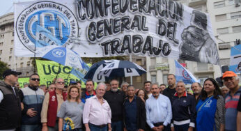 Santiago caputo negocia con la CGT para avanzar con la reforma laboral