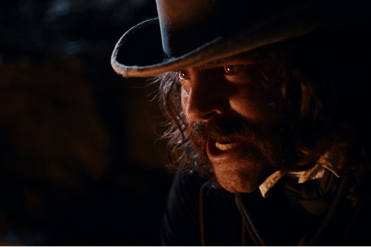 Peter Lanzani: “Agradezco tener laburo, pero sé muy bien cómo sufren otros actores, directores y técnicos”