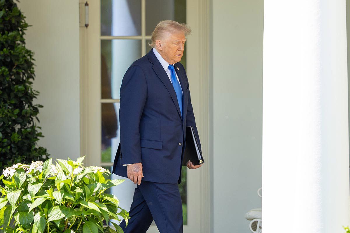 EEUU otra vez se va de la UNESCO, mientras Trump libera archivos de Luther King y castiga por difundir la trama Epstein