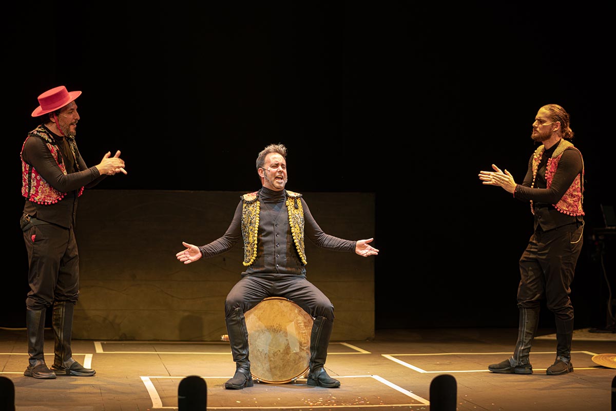 La compañía española Ron Lalá vuelve a la Argentina: humor, música y poesía escénica