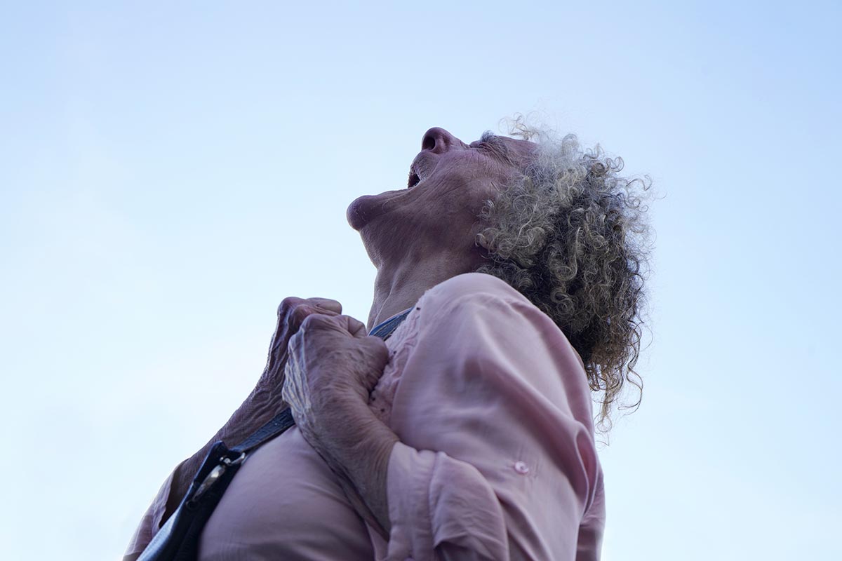 Tiempos Violentos: una exposición fotográfica colectiva para reflexionar sobre la cruel realidad