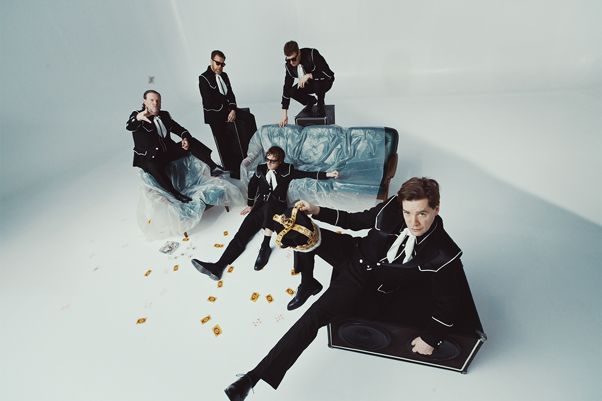 The Hives: «Este disco es el único álbum de rock hecho completamente por humanos en 2025»