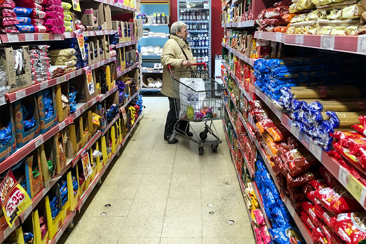 Millonaria condena a un supermercado por el resbalón de una clienta