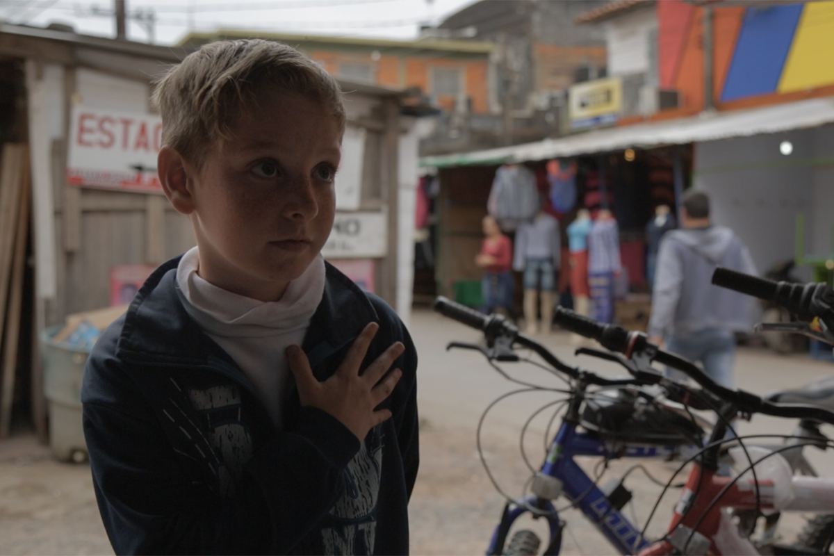 “El príncipe de Nanawa”: un niño frente a cámara y diez años de ternura, crisis y transformación