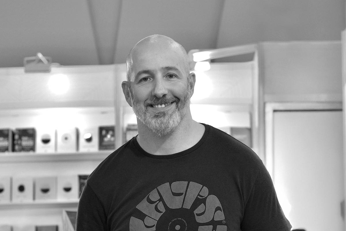 Luis Mey habla de "Y ni siquiera soy el mismo cuando escribo", el libro sobre su oficio