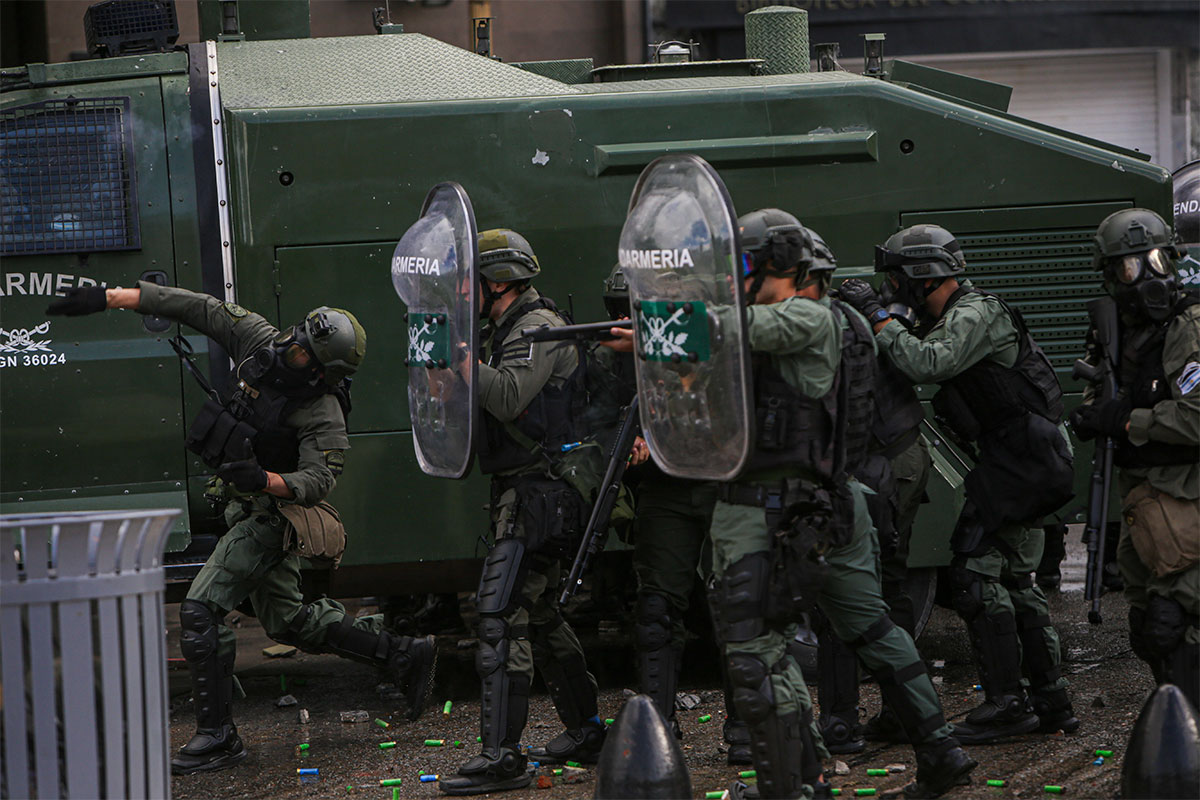 Cuidar la libertad de expresión: el desafío de ser reportera gráfica y maternar