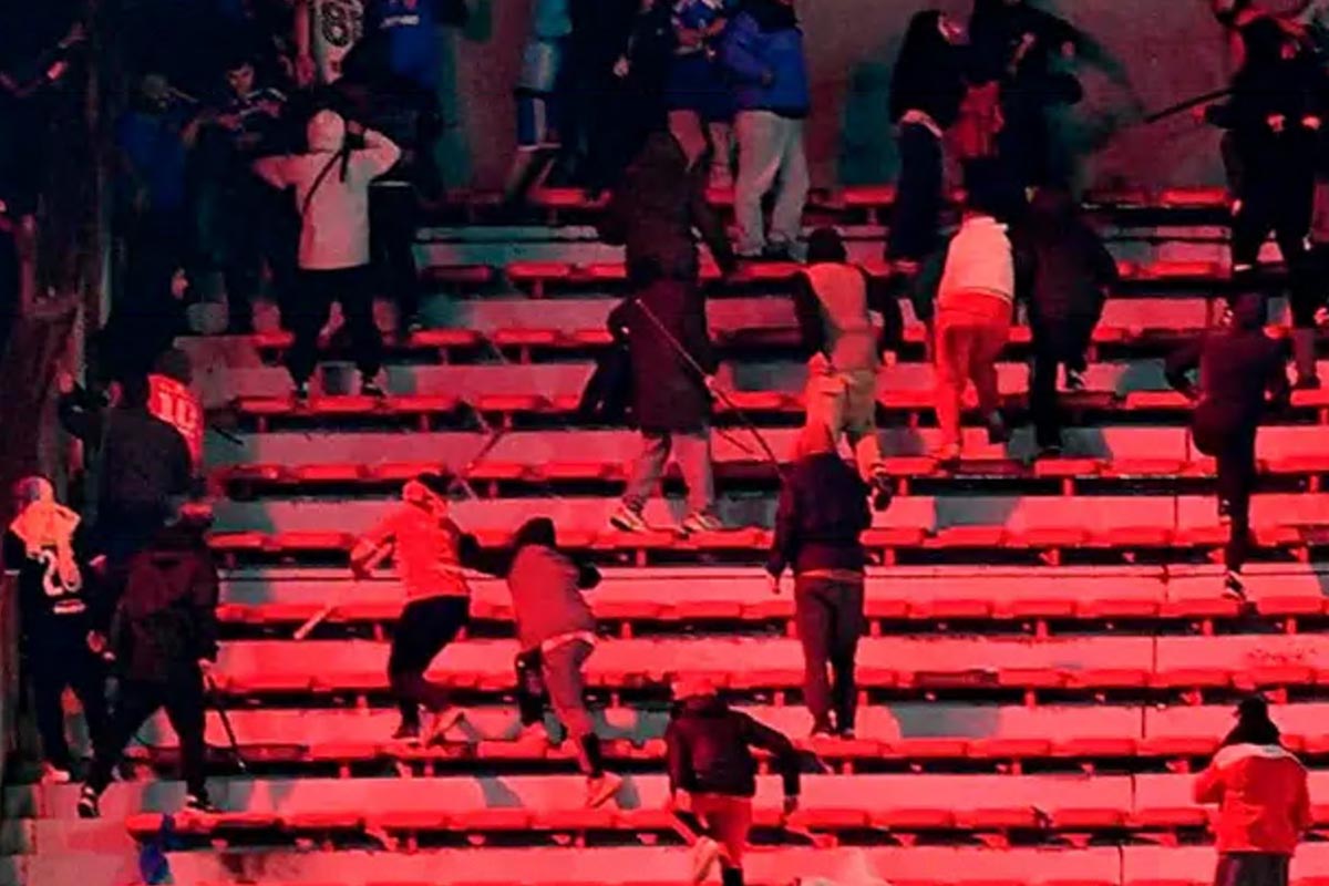 Kicillof se reunió con funcionarios de Chile y Boric contó que liberaron a 104 detenidos por la violenta noche en Independiente