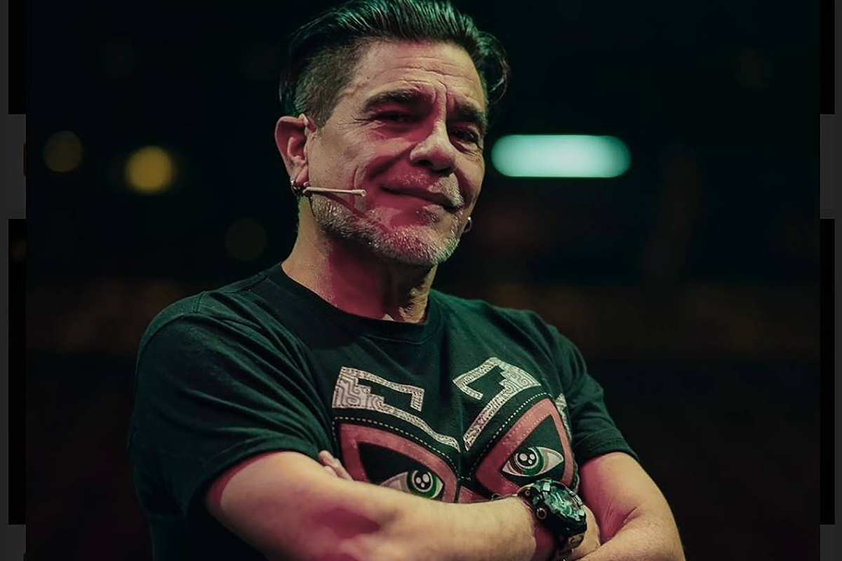 Ping pong con Juan Palomino: “La derecha repite recetas viejas, que ya fracasaron, pero las vende como nuevas”