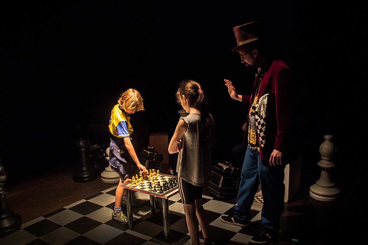 “Ajedrez de otro mundo”, un musical didáctico para hacerle jaque mate al aburrimiento