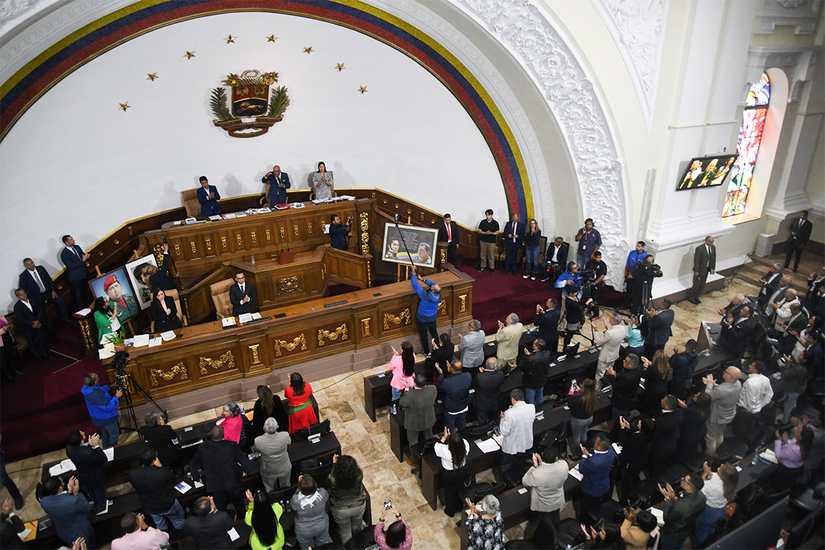 Venezuela, tan repleta de petróleo y tan cerca de Estados Unidos