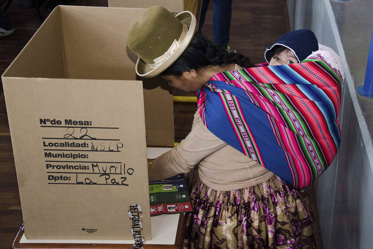 Una Bolivia marcada por la figura de Evo Morales vota este domingo