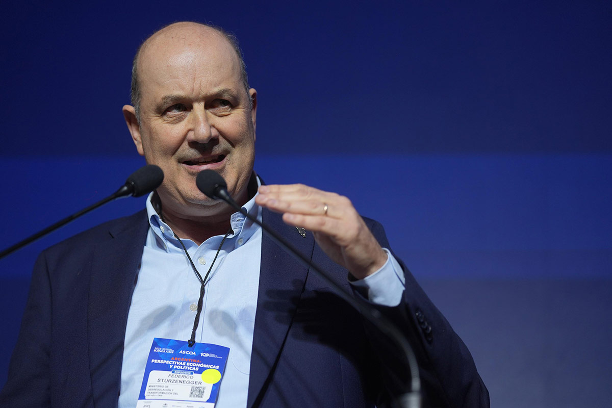 Más favores a Estados Unidos: el Gobierno flexibilizó el otorgamiento de patentes farmacéuticas