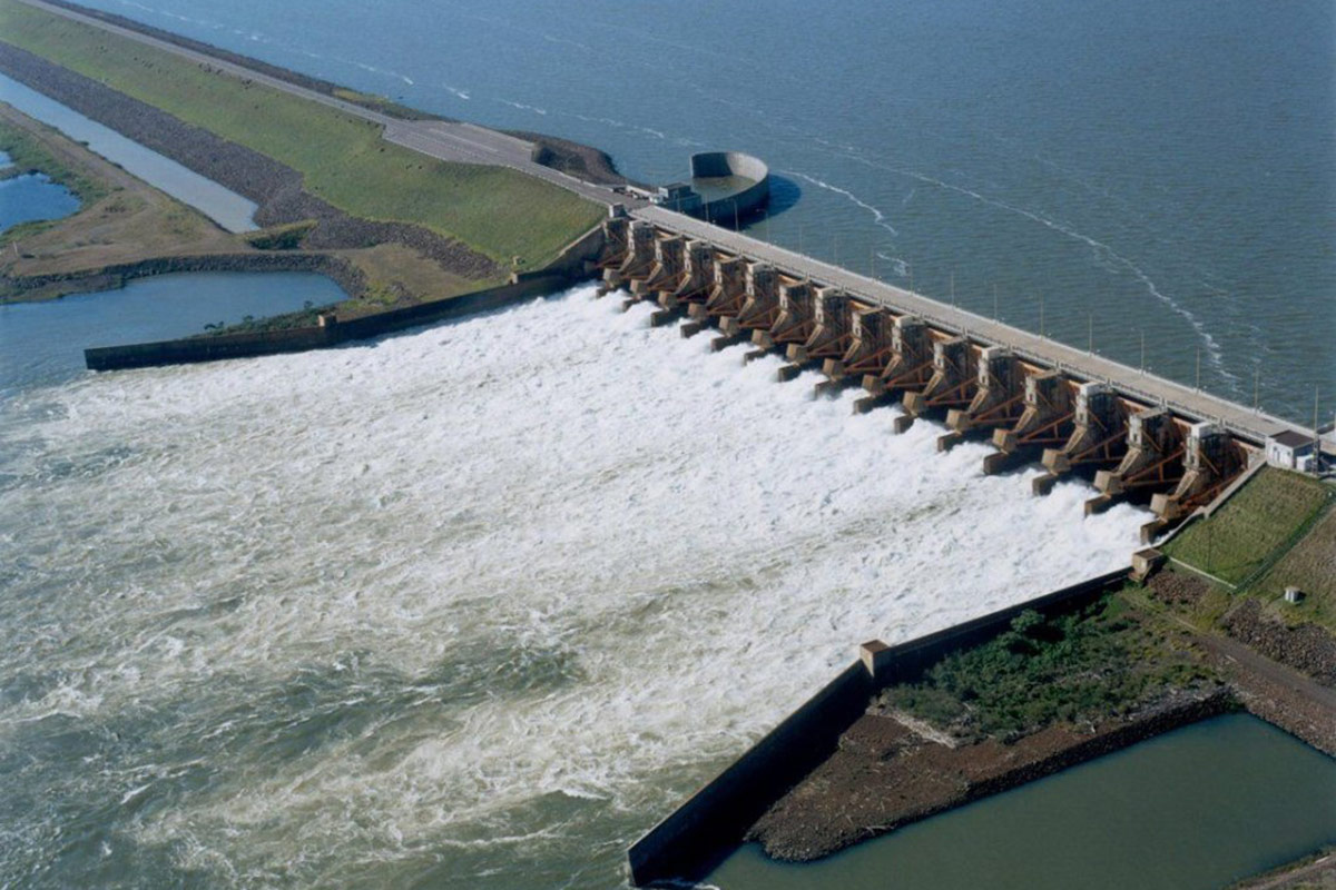 De remate: el gobierno de Milei autoriza la venta de cuatro empresas hidroeléctricas