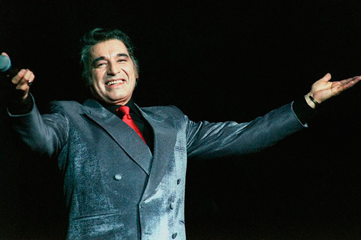 Sandro, el hombre detrás del mito