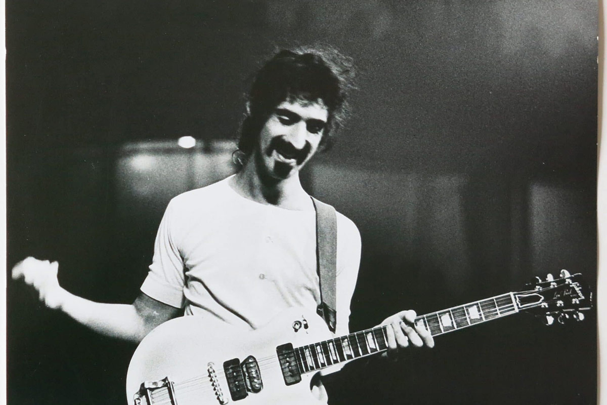 Frank Zappa y el caos genial: «Weasels Ripped My Flesh», manifiesto contra la mediocridad y la complacencia