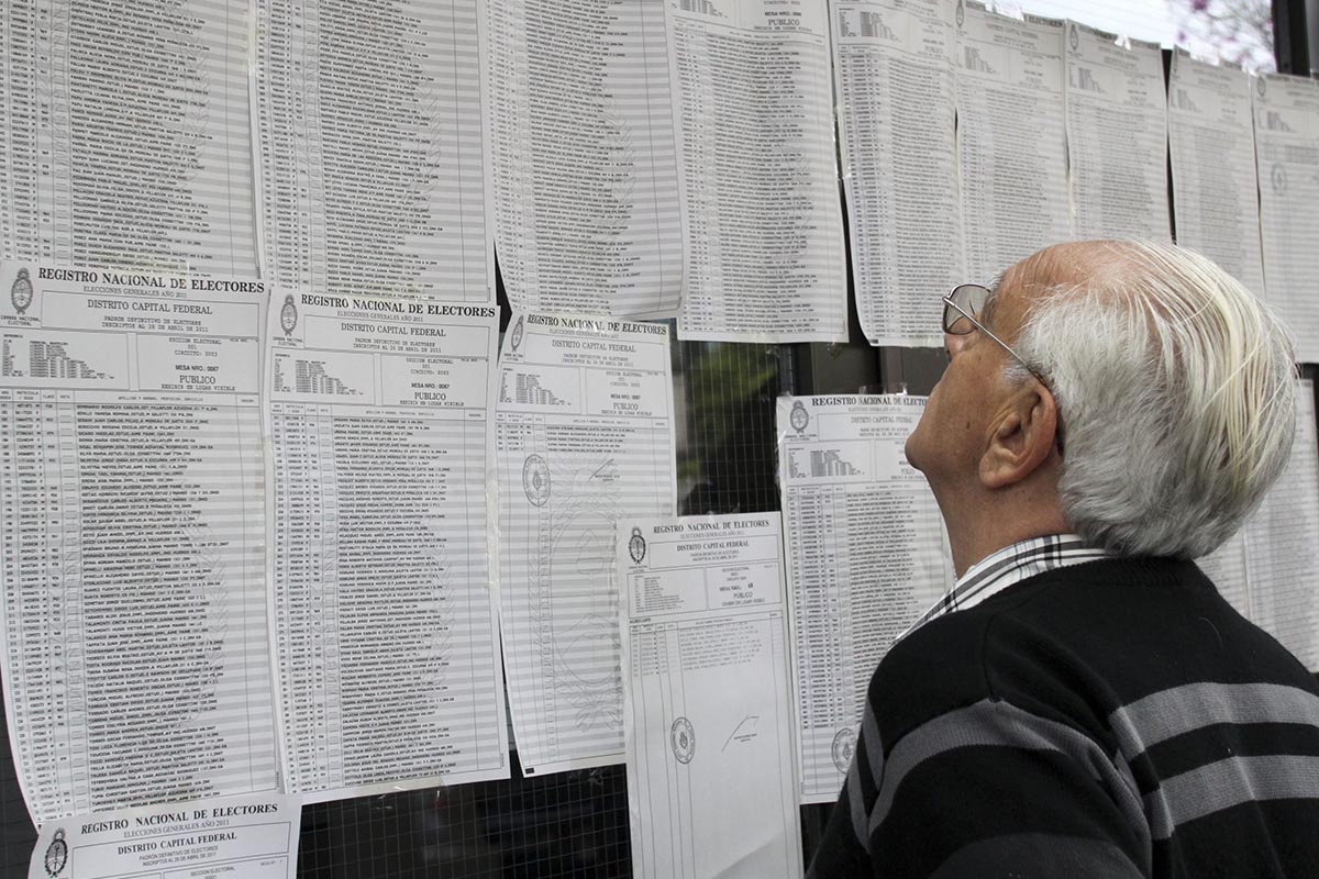 Hasta las 14 horas, votó solo el 35% del padrón y se anticipa una baja participación