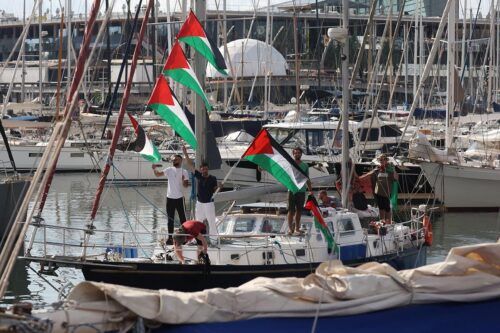 Italia envía un segundo buque para escoltar a la flotilla que avanza hacia Gaza