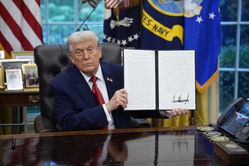 Trump firmó un decreto para que TikTok tenga mayoría accionaria estadounidense