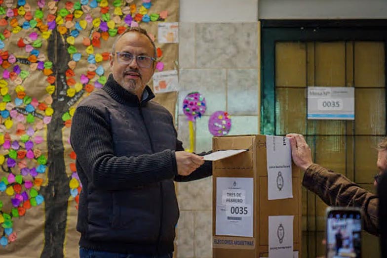 Valenzuela dijo que el escándalo de las coimas no influirá en el voto: «Son movimientos intencionados para distraer al electorado»