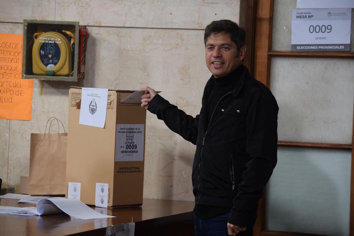 Axel Kicillof: «El gobierno tiene que estar atento y escuchar a las urnas»
