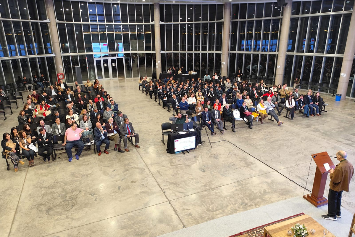 Juezas y jueces rinden homenaje al papa Francisco reivindicando su compromiso político ante la injusticia