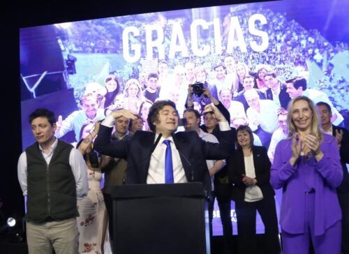 Con el cambio del gabinete en pausa, escala la interna del Gobierno por el futuro control político de la gestión